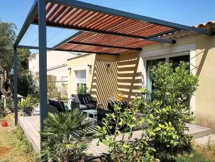 مظلة خارجية خشب خيزران